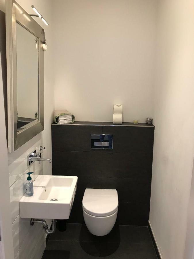 Modernes Apartment - Neustadt/Weinstrasse Stadt Neustadt an der Weinstraße Eksteriør billede